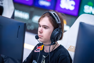Donk locked in at EWC 2025